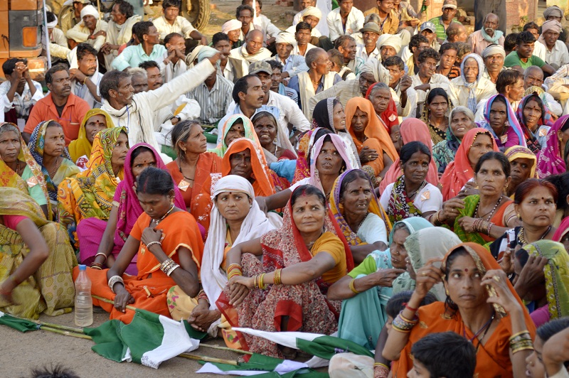 indian-public-at-rally